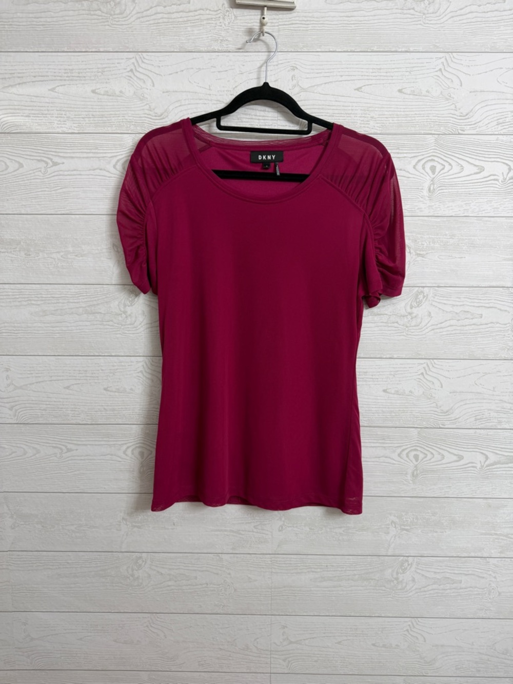 DKNY Mixed Media Women’s Raspberry Puff Sleeve Blouse. Size L